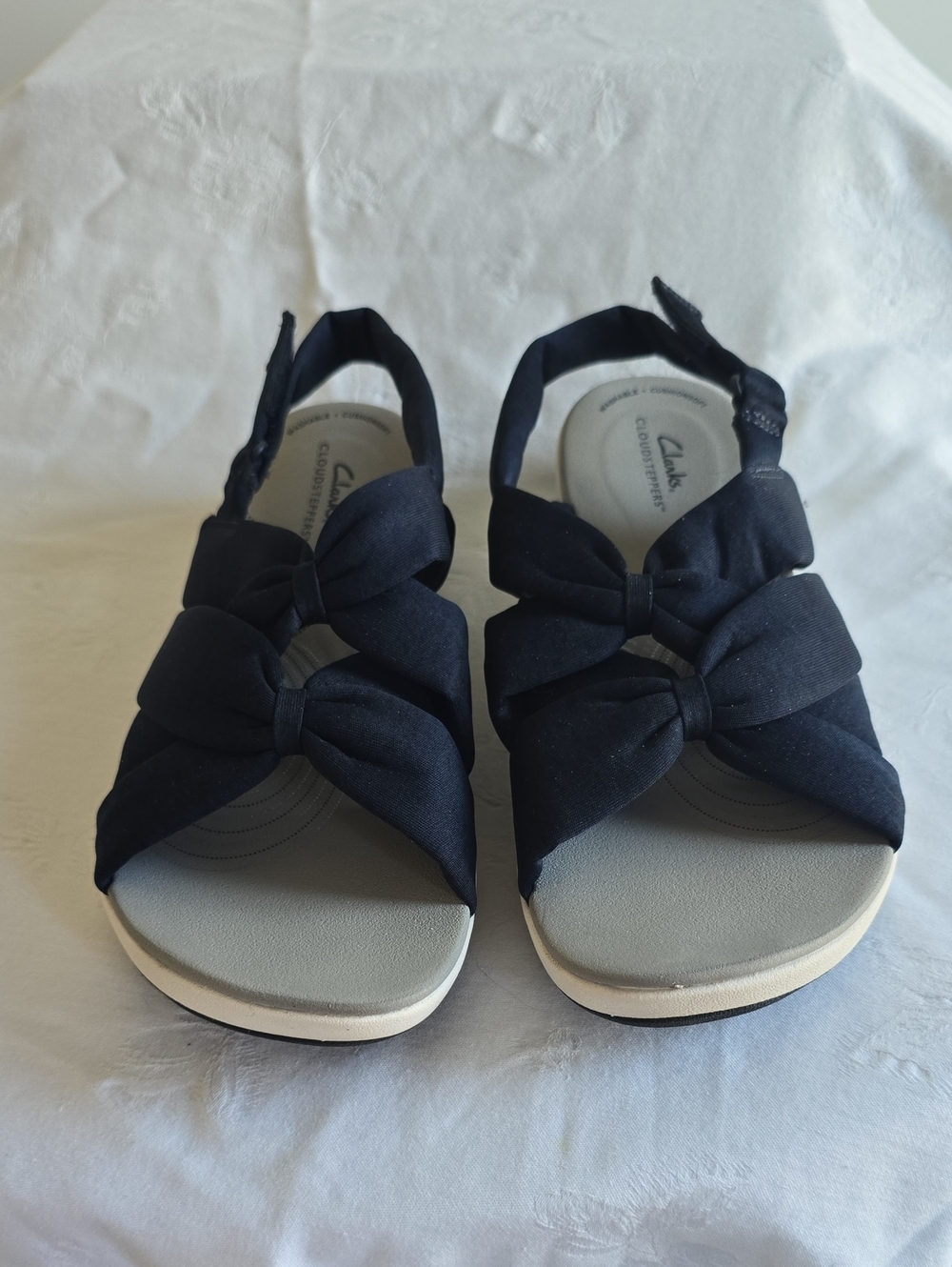 Clarks Navy Bow Slingback Sandals for Women Size 10
